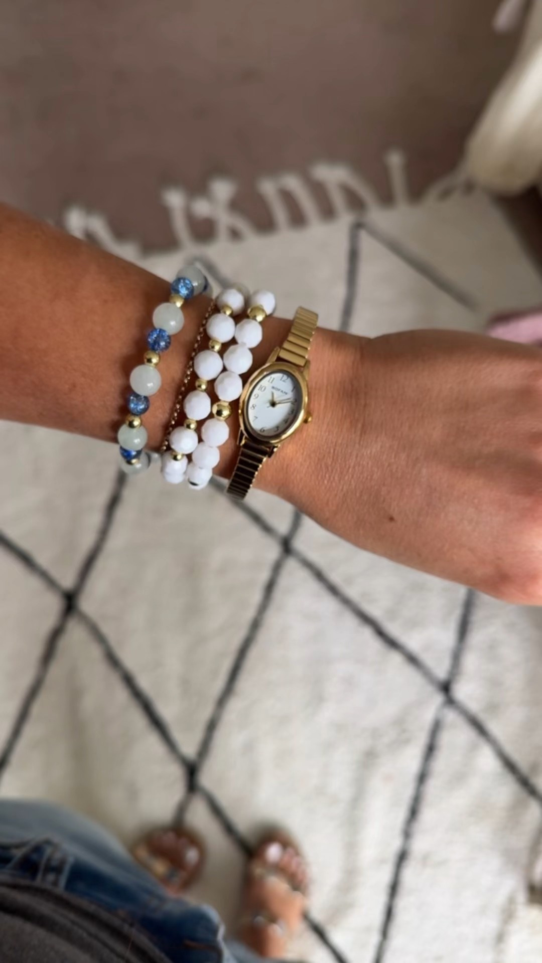 This Amazon watch is 10/10! Linking my favorite Amazon hoops too!


#LTKSeasonal #LTKFindsUnder50 #LTKStyleTip