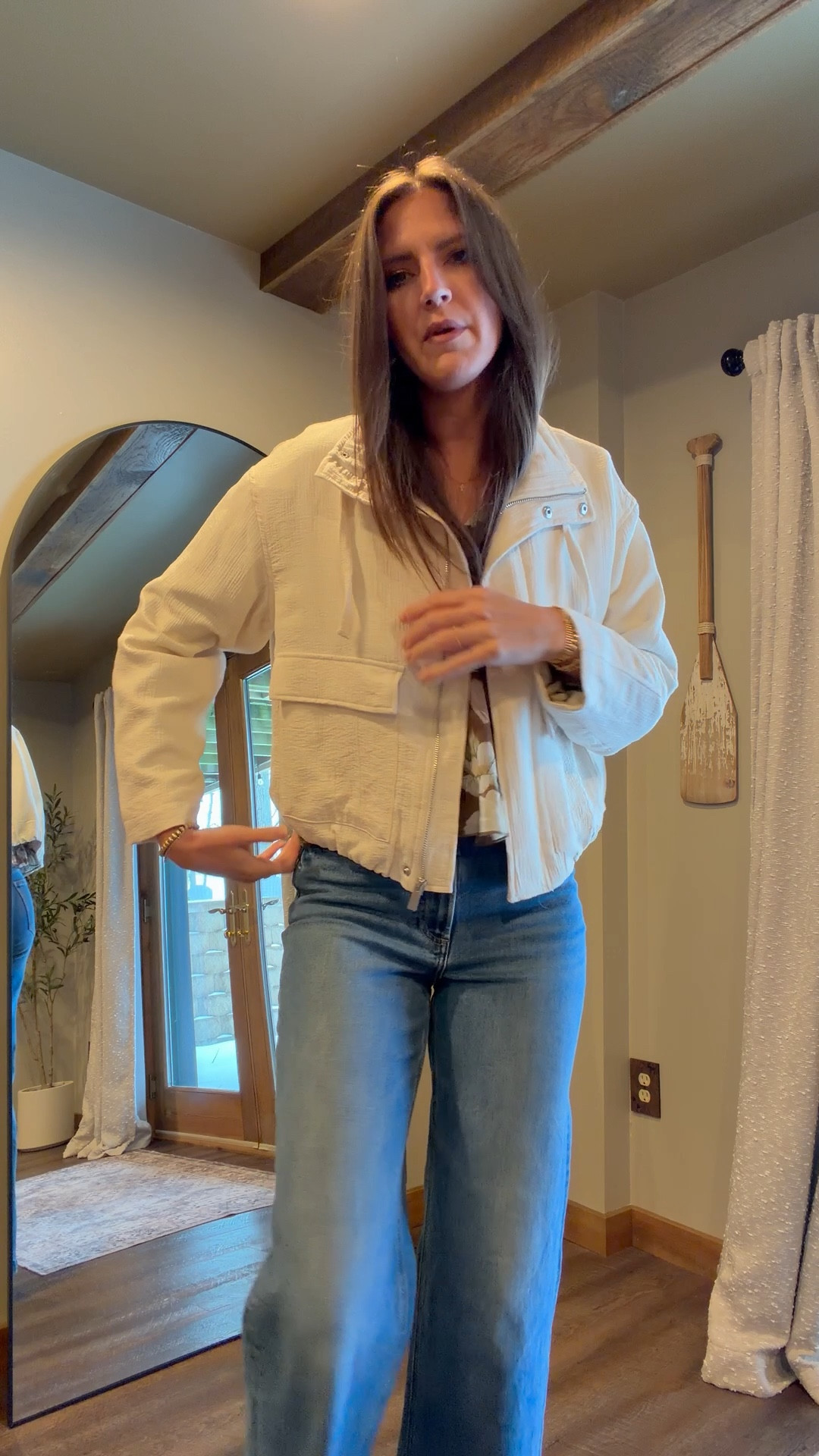 Date night outfit

Top - small
Jacket - small
Jeans - size 26