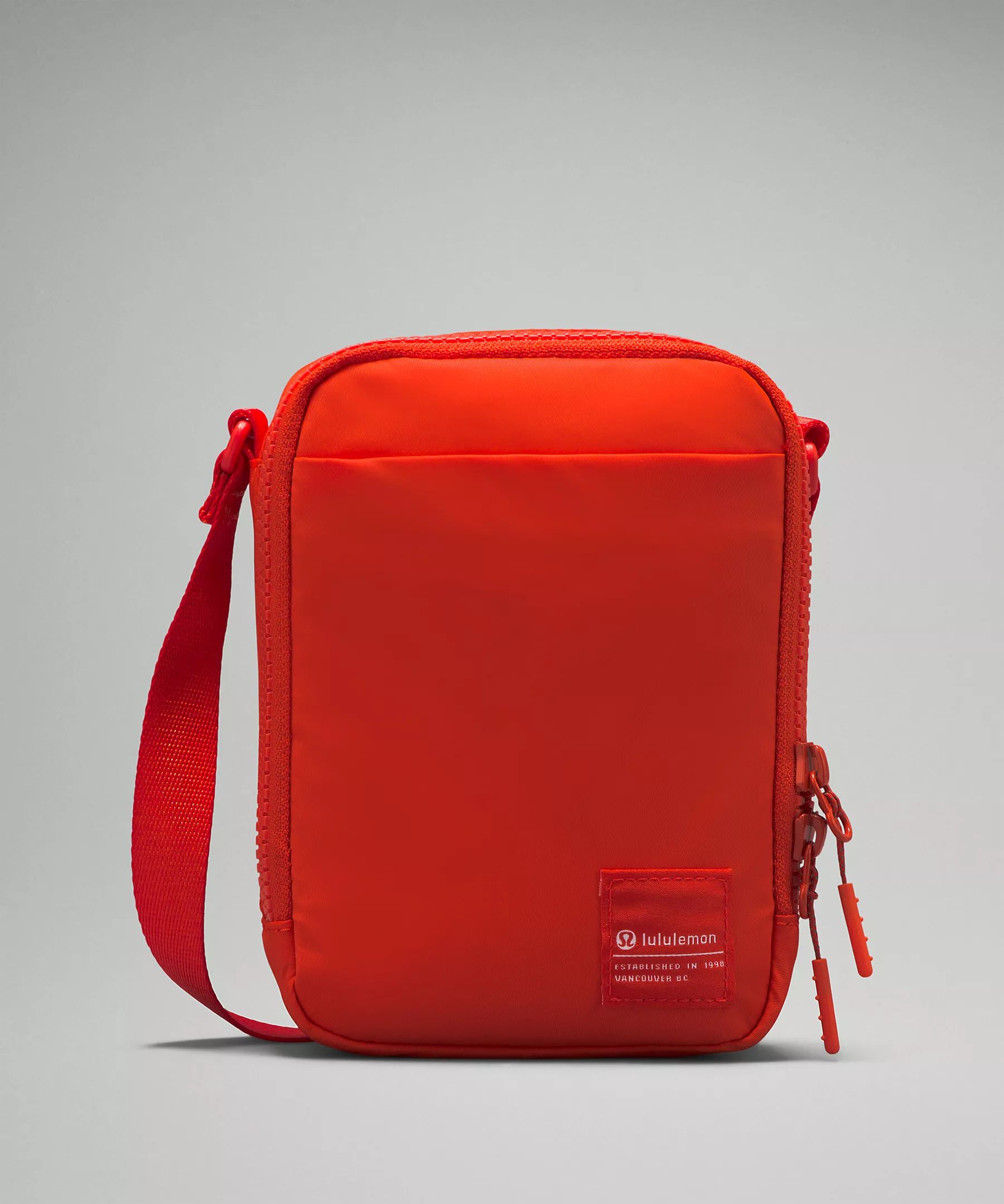 Easy Access Crossbody Bag 1.5L | Unisex Bags,Purses,Wallets | lululemon | Lululemon (US)