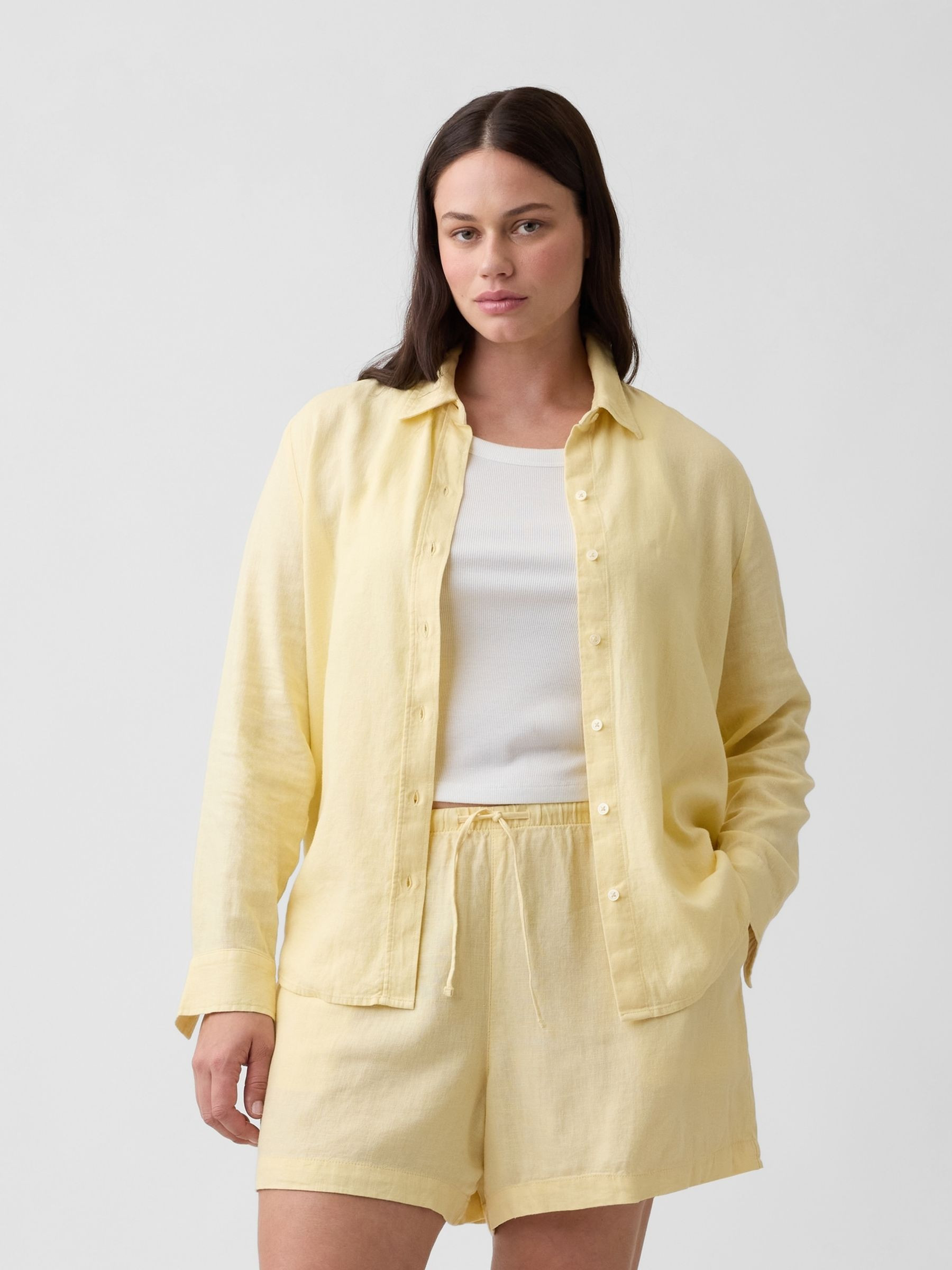 Yellow 4 inch Pull On Linen-Blend Shorts | Gap | GAP UK