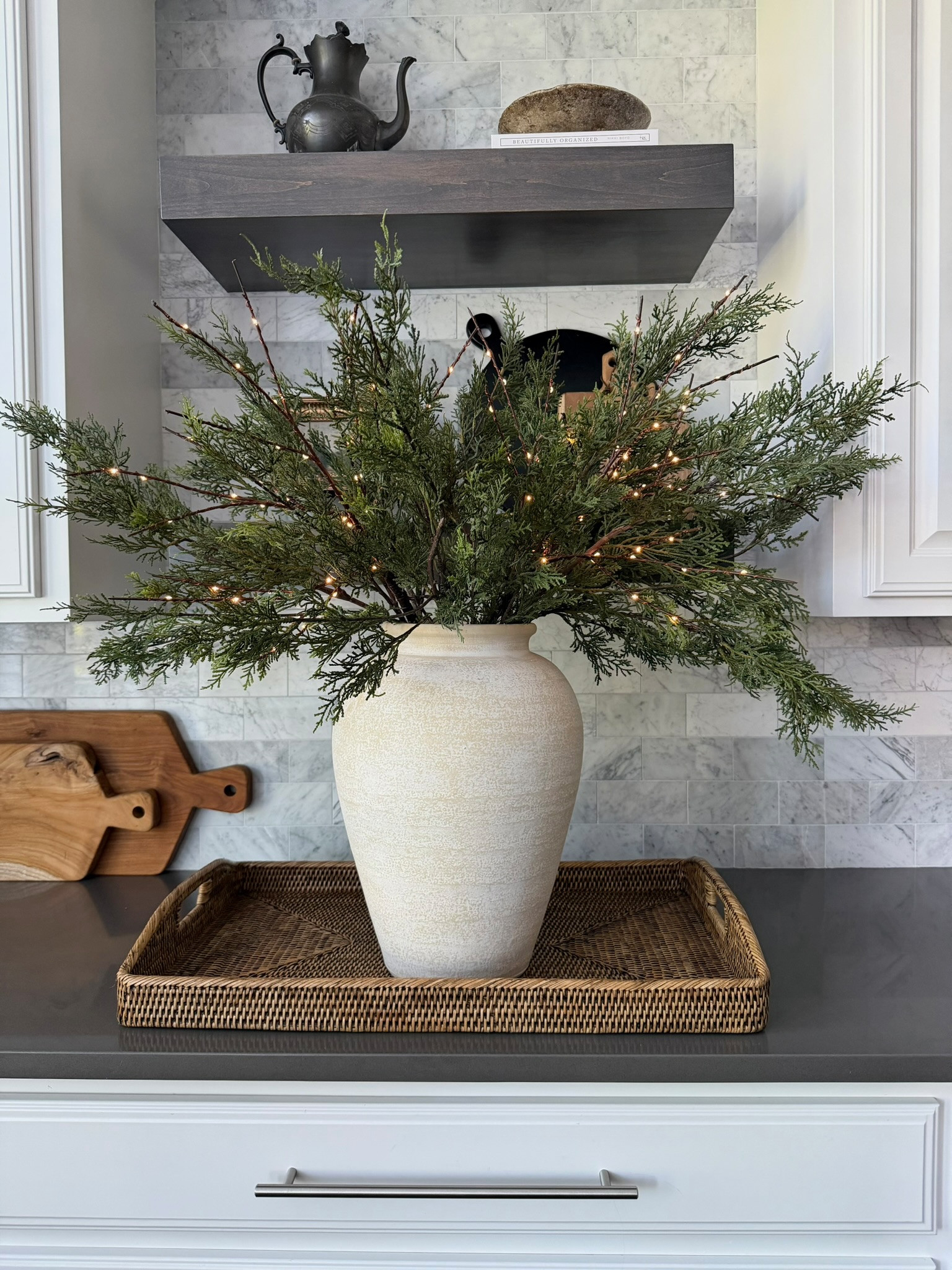 Make your winter foliage even more beautiful with some twinkle lights ✨

#twinklelights #fauxstems #homedecor #kitchendecor #seasonalfoliage

 

#LTKHome #LTKFindsUnder100 #LTKSeasonal