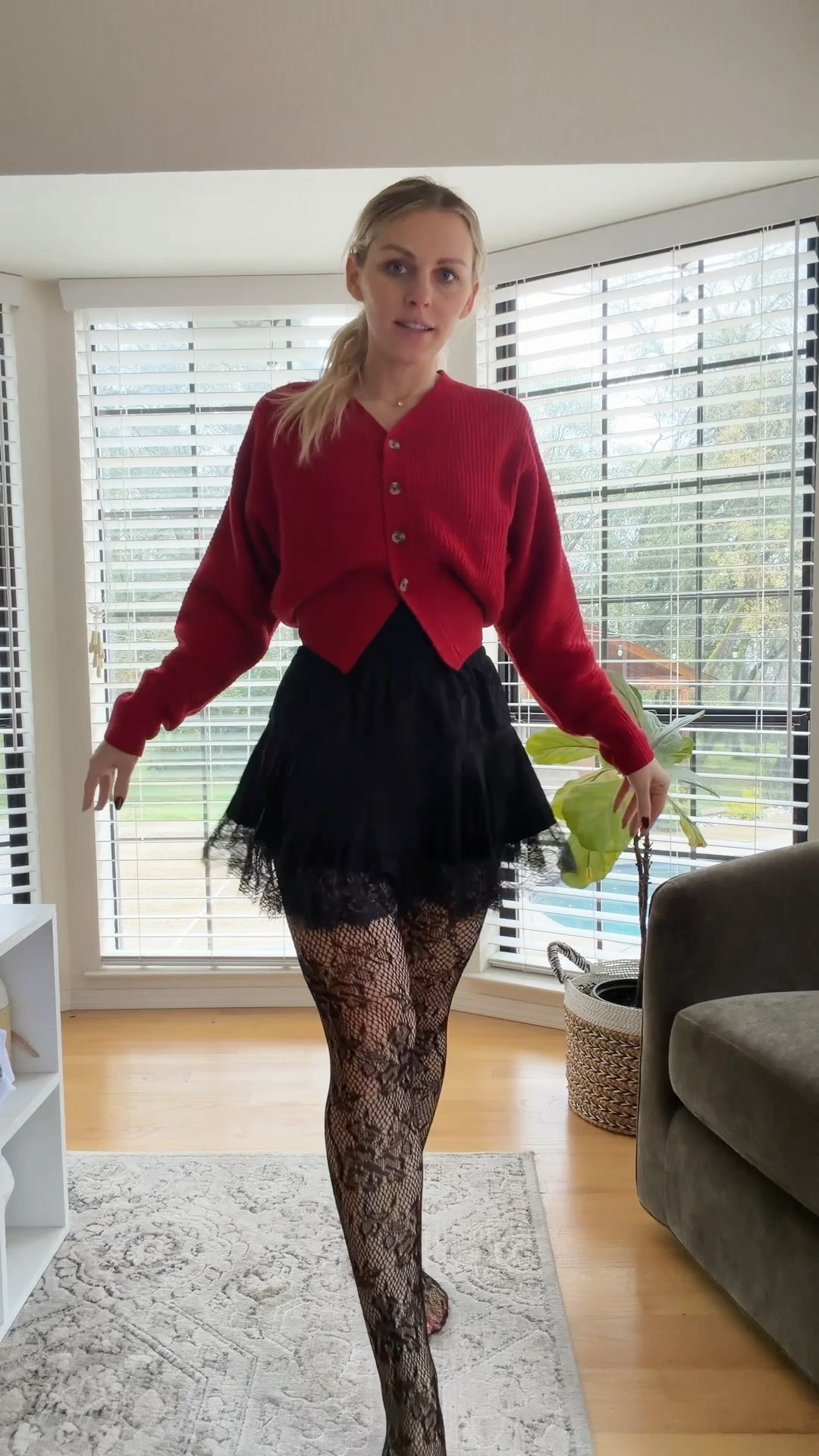 Cute little date night fit 

#LTKgrwm #LTKootd #LTKFindsUnder100