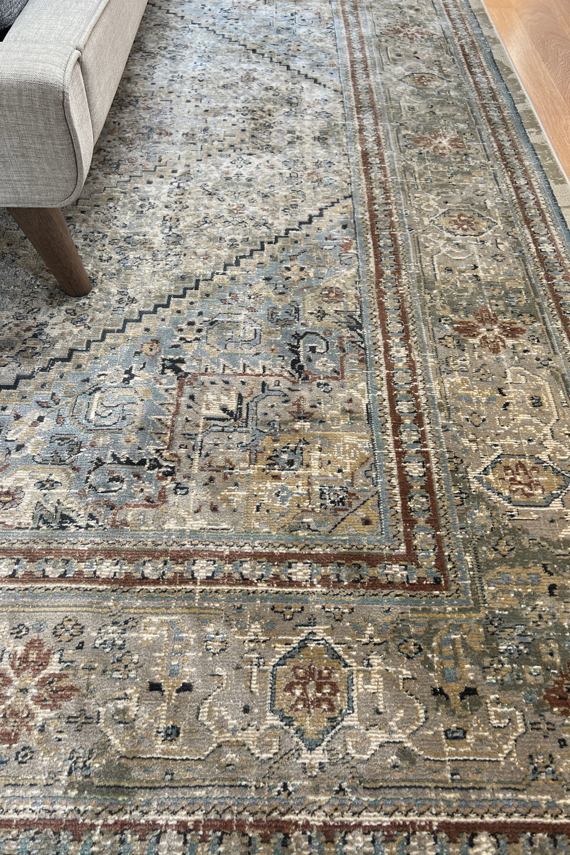 My bedroom rug currently 45% off!

#LTKhome #LTKsalealert