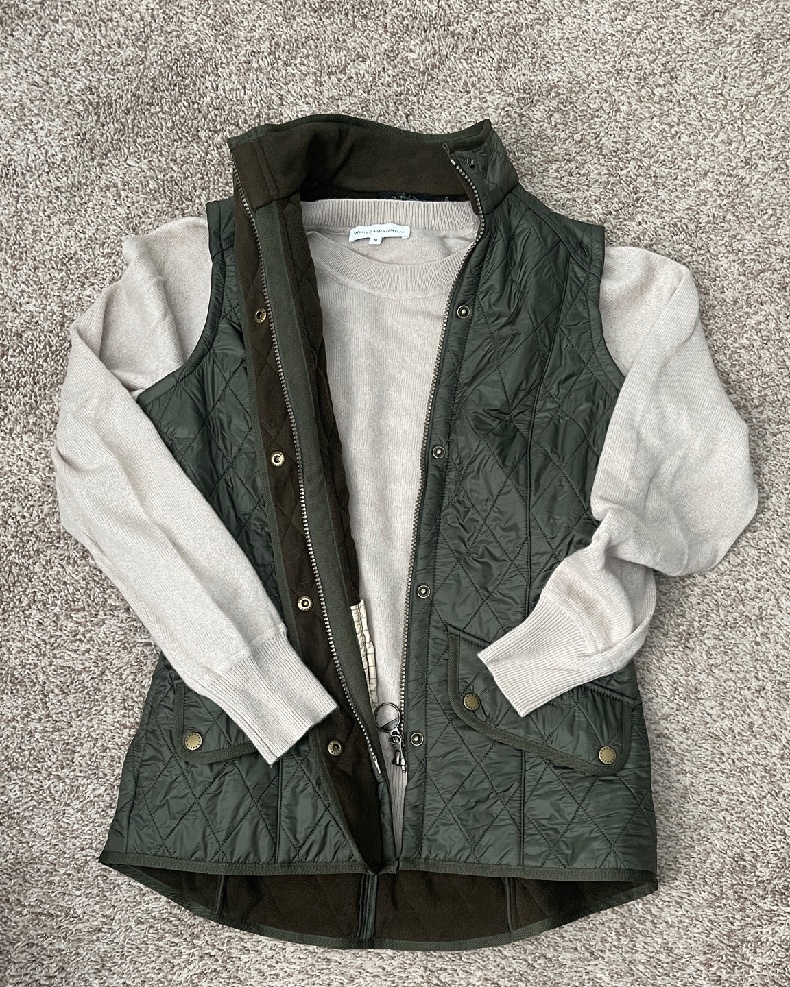 Another way that I plan on wearing this vest. I absolutely love the sweaters from white and Warren, they are so comfortable and lightweight but so warm. Absolutely love having them when I travel.

I am a medium in the sweater and a UK 10/US 6 in the vest.

#LTKtravel #LTKSeasonal #LTKfit