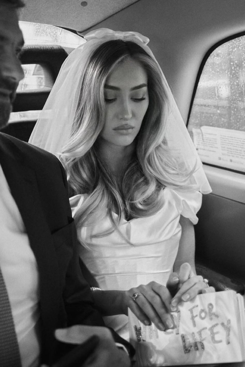 Soph’s wedding day makeup

#LTKbeauty