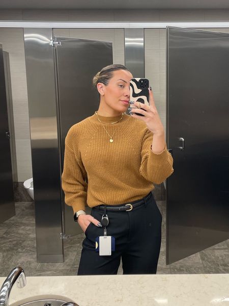 Business casual // office outfit // workwear 🤍 my sweater is many years old from old navy so I couldn’t link it 😭

#LTKstyletip #LTKworkwear #LTKunder50