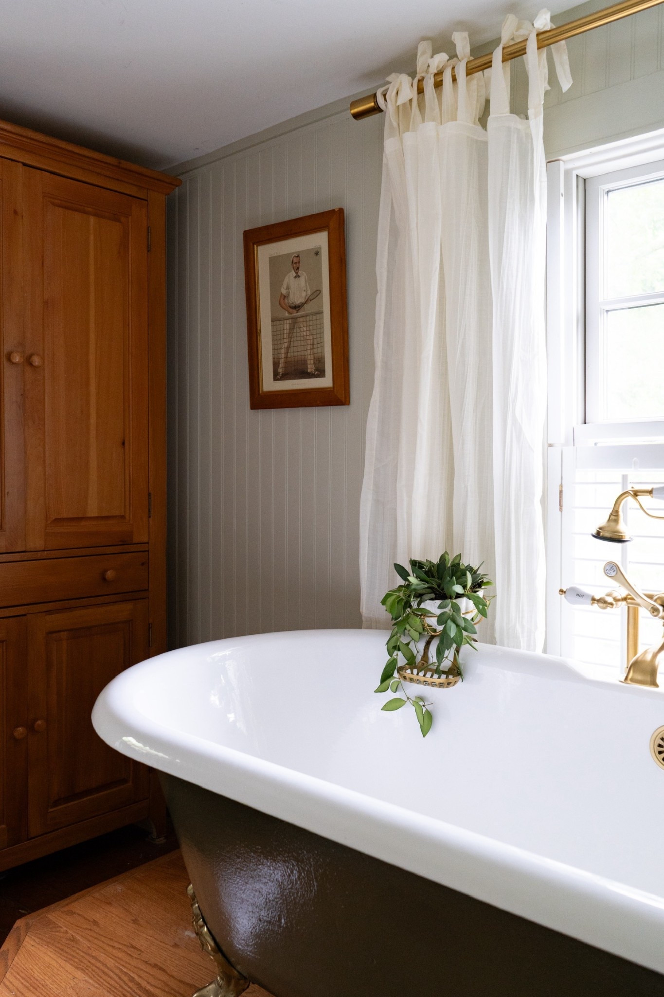 This makeover on my dad's bathroom was so special 😍

bathroom decor, bathroom makeover, home decor

#LTKStyleTip #LTKFamily #LTKHome