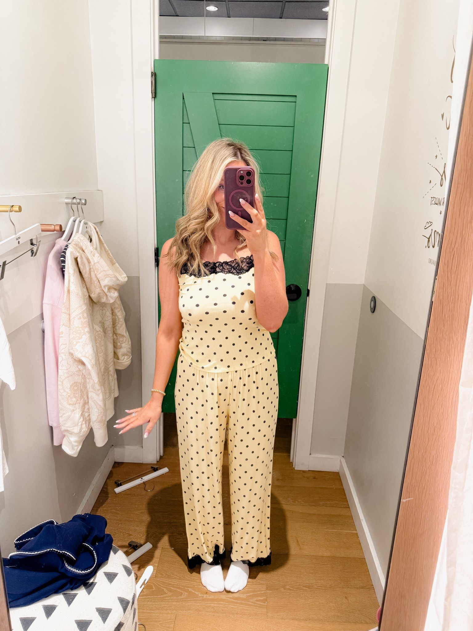 Pjs of my dreams! Got a M in top, small in bottoms 🖤💛