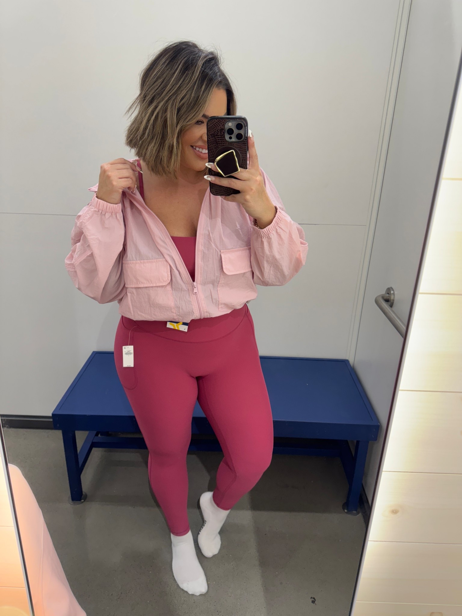 These leggings come in several colors I’m not much of a pink girl myself but still wanted to try them on to share incase you like pink. 
Leggings run a little snug wearing a L 
Bra top xl 
Jacket M ( loved the jacket ) ! 

#activewear #matchingset #oldnavy 

#LTKMidsize #LTKFindsUnder50 #LTKSaleAlert