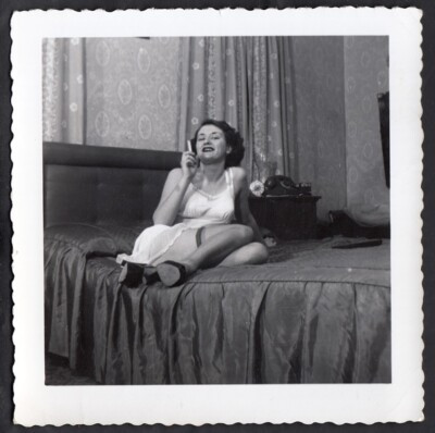 GORGEOUS AMATEUR PORN PINUP POSER FETISH WOMAN SMOKES in BED ~ 1950s PHOTO | eBay US
