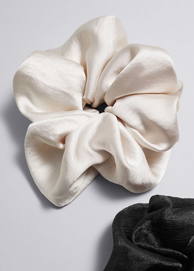 Duo Extra-Large Satin Finish Scrunchie Set | & Other Stories US