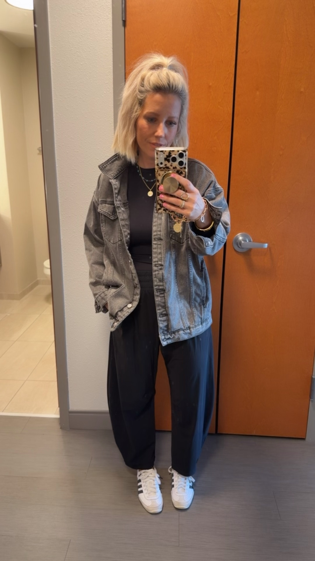 OOTD for day 2 of the Indiana state wrestling championships!!! 
⬇️⬇️⬇️
Jacket small (runs oversized)
Pants small (run roomy) 
Shoes TTS

#LTKTravel #LTKSaleAlert #LTKmomlife