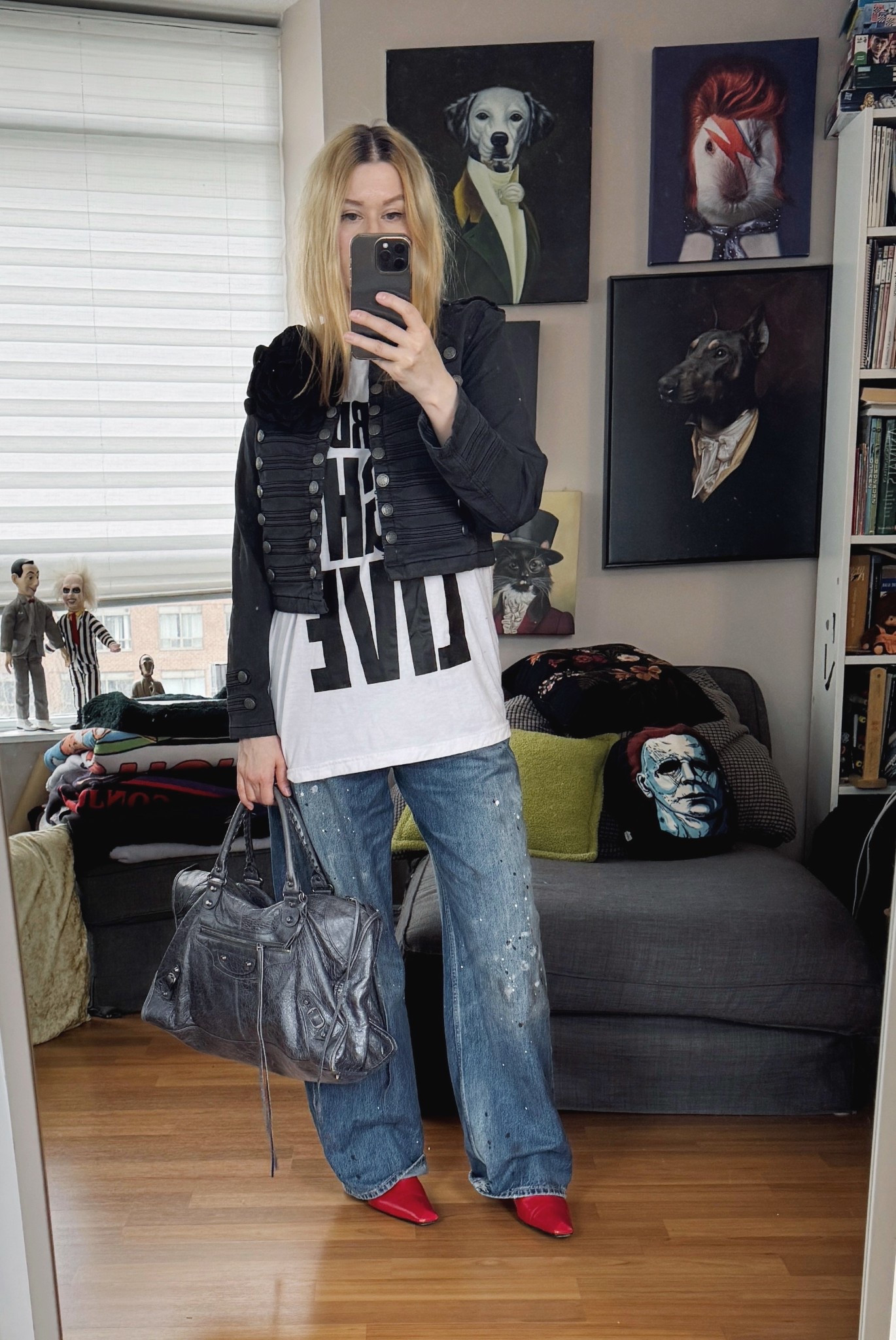 From yesterday. It’s been a bad week and I’m slacking terribly. I also need to dye my hair desperately 😬
T-shirt, boots, brooch, and bag are preloved/vintage. 

#LTKootd #LTKOver40 #LTKSeasonal