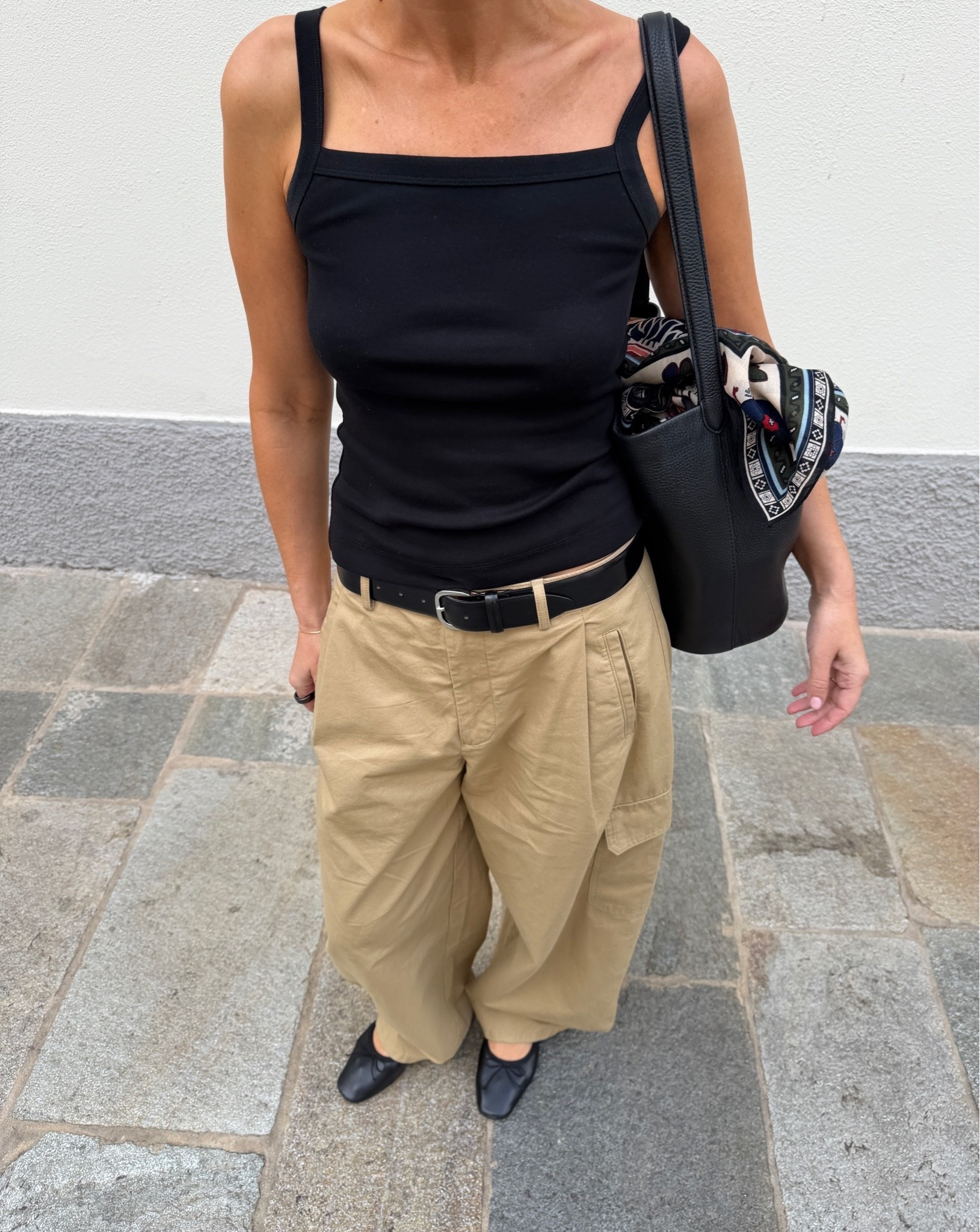 🖤

black square neck tank, black leather belt, khaki cargo trousers, wide leg tailored trousers, black leather flats, black leather tote bag, black square sunglasses, street style, European street style, casual chic outfit, off duty style, elevated basics, quiet luxury, neutral color palette, monochrome styling, ltkstyletip, ltkseasonal, ltkfindsunder100, ltkitbag

#LTKFashionMonth #LTKtravel #LTKluxury