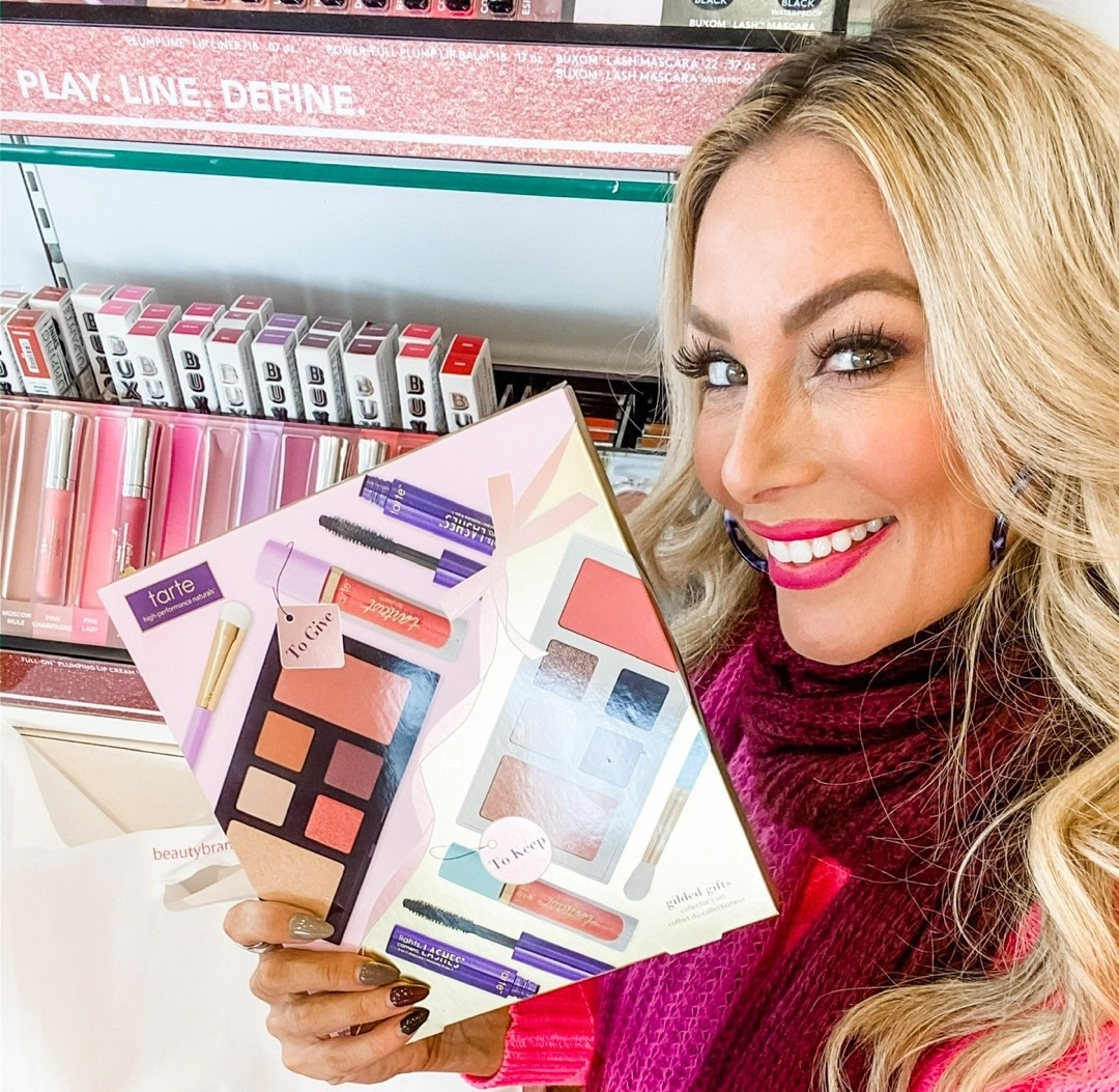 Holiday Beauty deals!!! Black Friday deals have started and I have several of my favorites linked and on sale now! 


#LTKCyberWeek #LTKBeauty #LTKGiftGuide