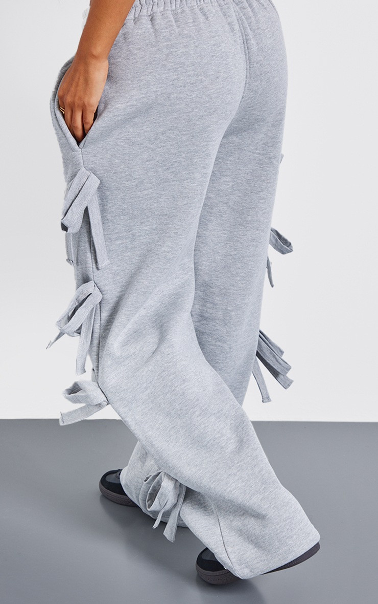Petite Ash Grey Wide Leg Sweatpants With Bow Details | PrettyLittleThing US