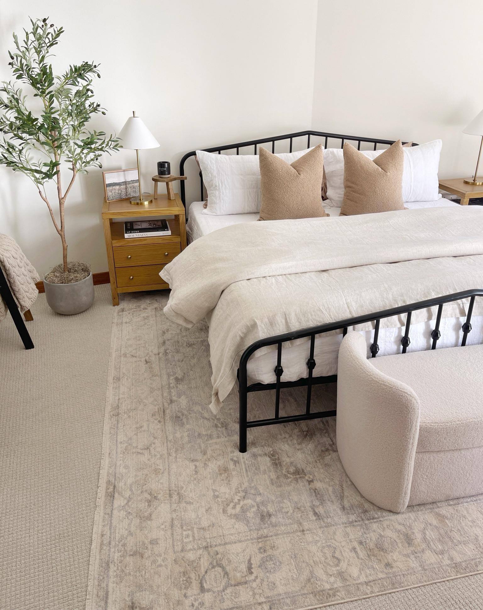 HOME \ new bedding finds from Amazon for a cozy, neutral setup 🤍🤍

Bedroom
Bed
Decor
Pillows
Nightstand
Rug 

#LTKHome #LTKFindsUnder100