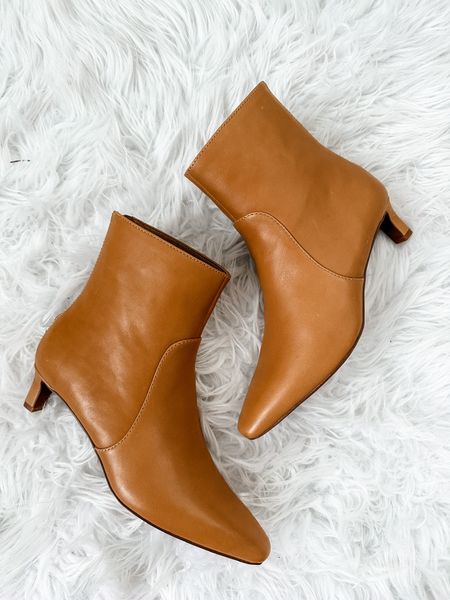 Last day to grab these booties 25% off! They are the perfect color for fall! 

Loverly Grey, fall booties 

#LTKSeasonal #LTKshoecrush #LTKsalealert