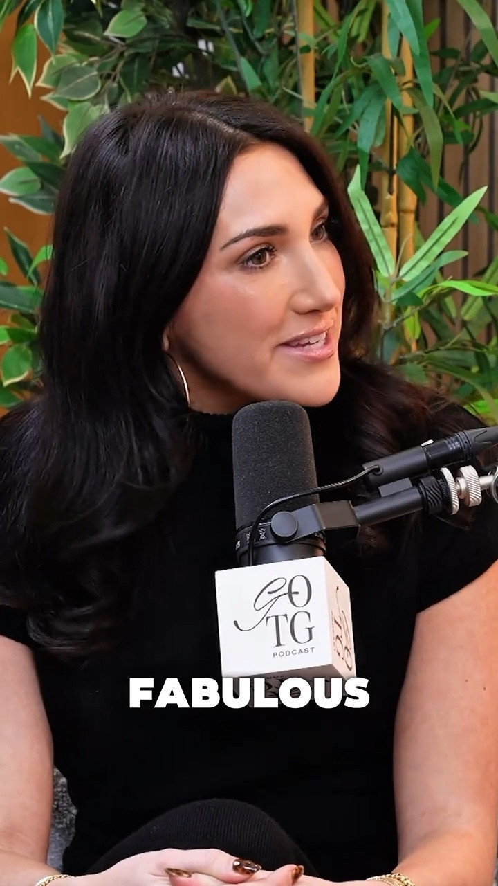 GALS ON THE GO PODCAST | breast milk, nose jobs, & new bits at the gyno 👀 listen NOW on youtube & spotify!!🎙️🎧