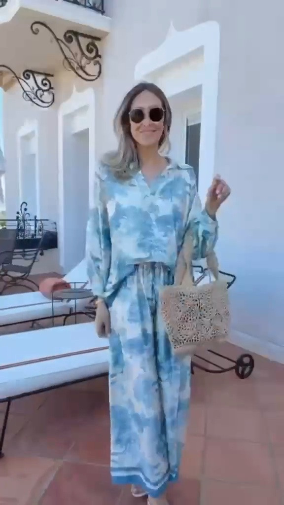 Elegant summer set 🩵
I’m loving this set, the fabric and the fitting are amazing, and the print reminds me so much of Dior. 
Fits true to size and I’m wearing size small
Summer outfits

#LTKootd #LTKU #LTKOver40