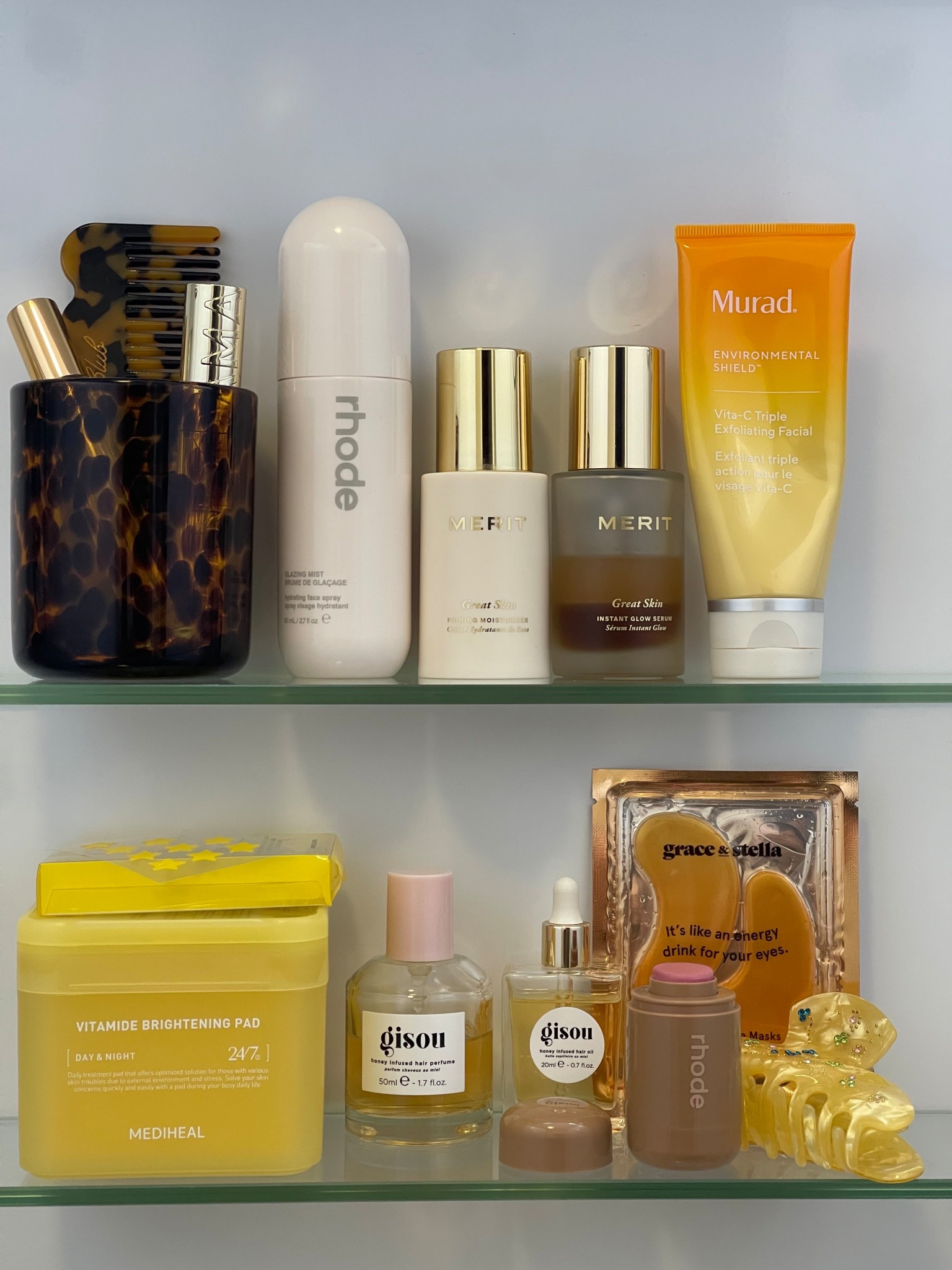 beauty shelfie 💛

#LTKGiftGuide #LTKBeauty #LTKStyleTip