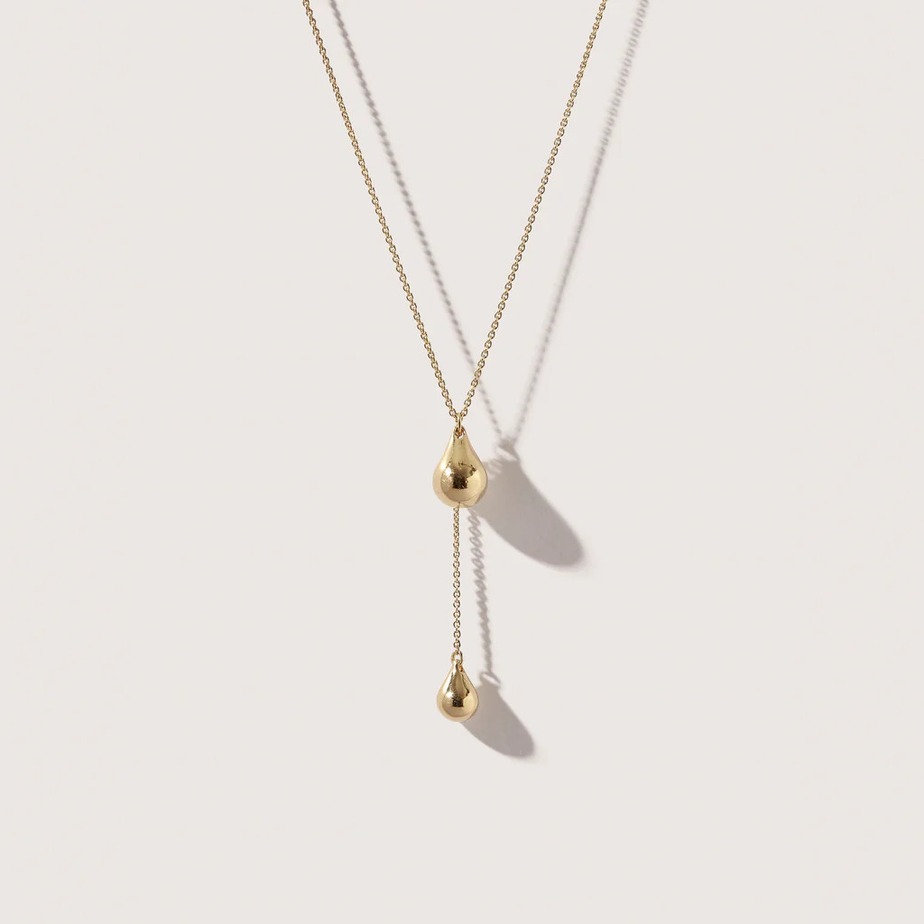 Stilla Lariat Necklace | Otiumberg