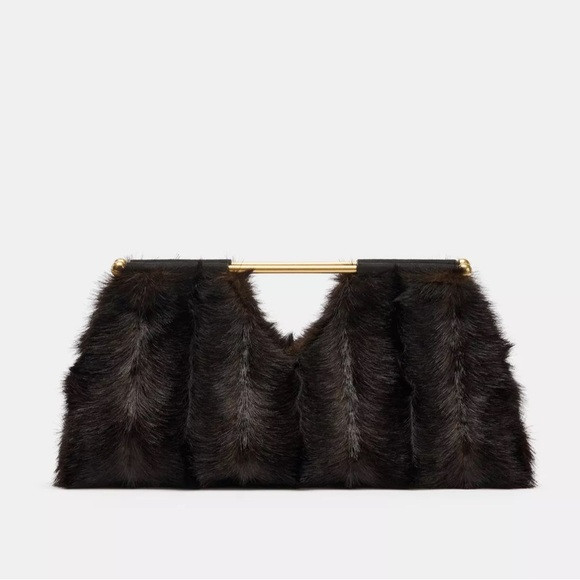 ZARA FAUX FUR CLUTCH | Poshmark