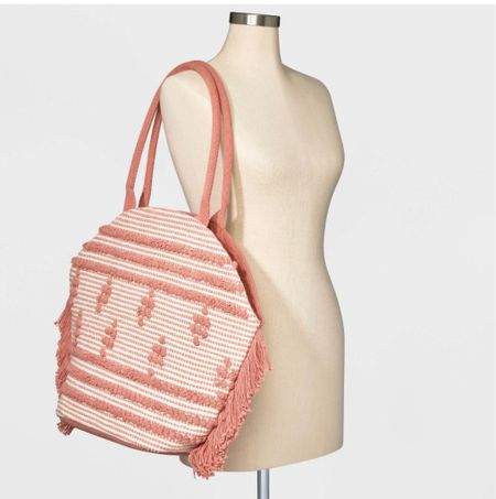 Shade & Shore Tote Bags at Target 🎯

#LTKFind #LTKitbag #LTKstyletip
