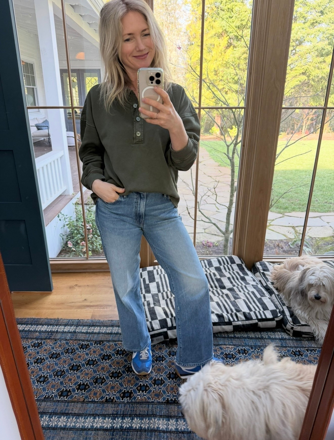 The sales lady at Nordstrom threw these jeans in my dressing room and said they’re their most popular jeans…I GET WHY. Mother jeans are the best - linking a ton of great pairs on sale this weekend :)

#LTKdayinmylife #LTKootd #LTKOver40