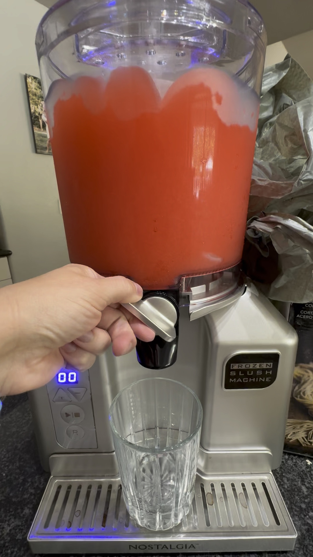 You need this icee maker. This is a fav for the whole family!!

#LTKHome #LTKParties