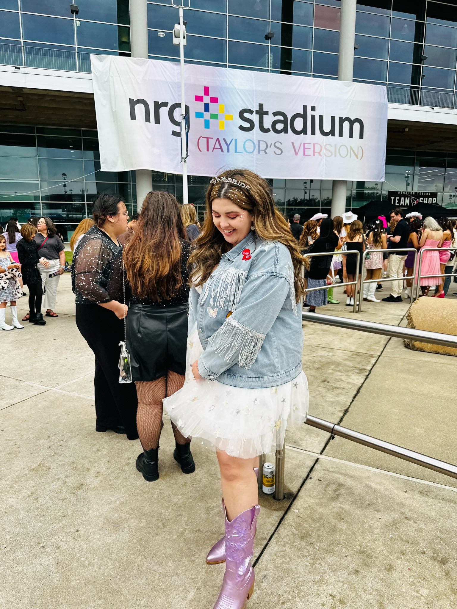 The one year anniversary of the Eras Tour is almost here! I had I had the time of my life in this Amazon fit! 

#LTKplussize #LTKFestival #LTKstyletip
