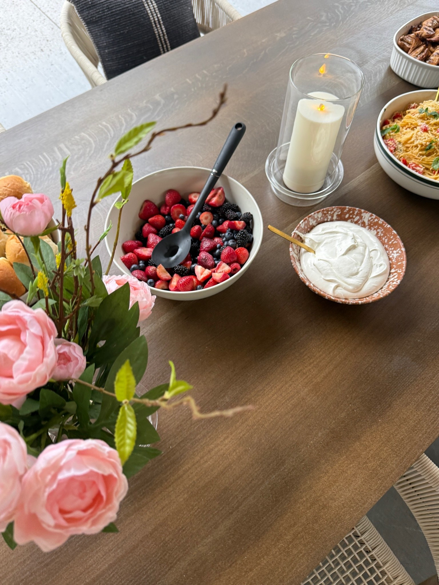 Dinner on the patio. Perfection! This splatter bowl is one of my faves.

#LTKdayinmylife #LTKHome #LTKSeasonal