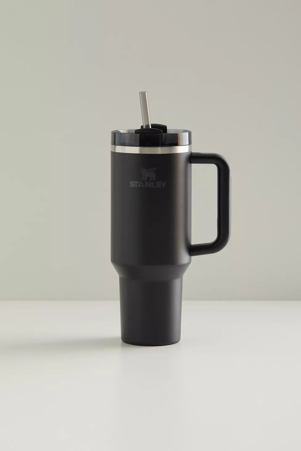 Stanley Quencher 2.0 FlowState 40 oz Tumbler | Urban Outfitters (US and RoW)