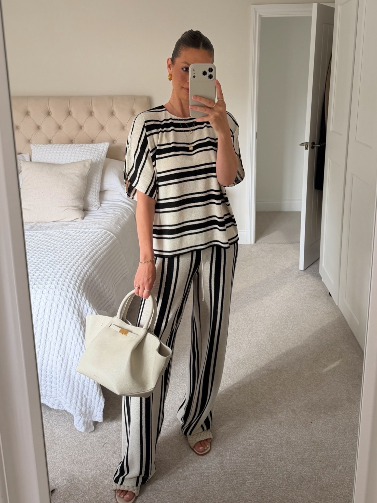 Zara sale picks
Stripe co-ord, I’m wearing size small in both the top and trousers