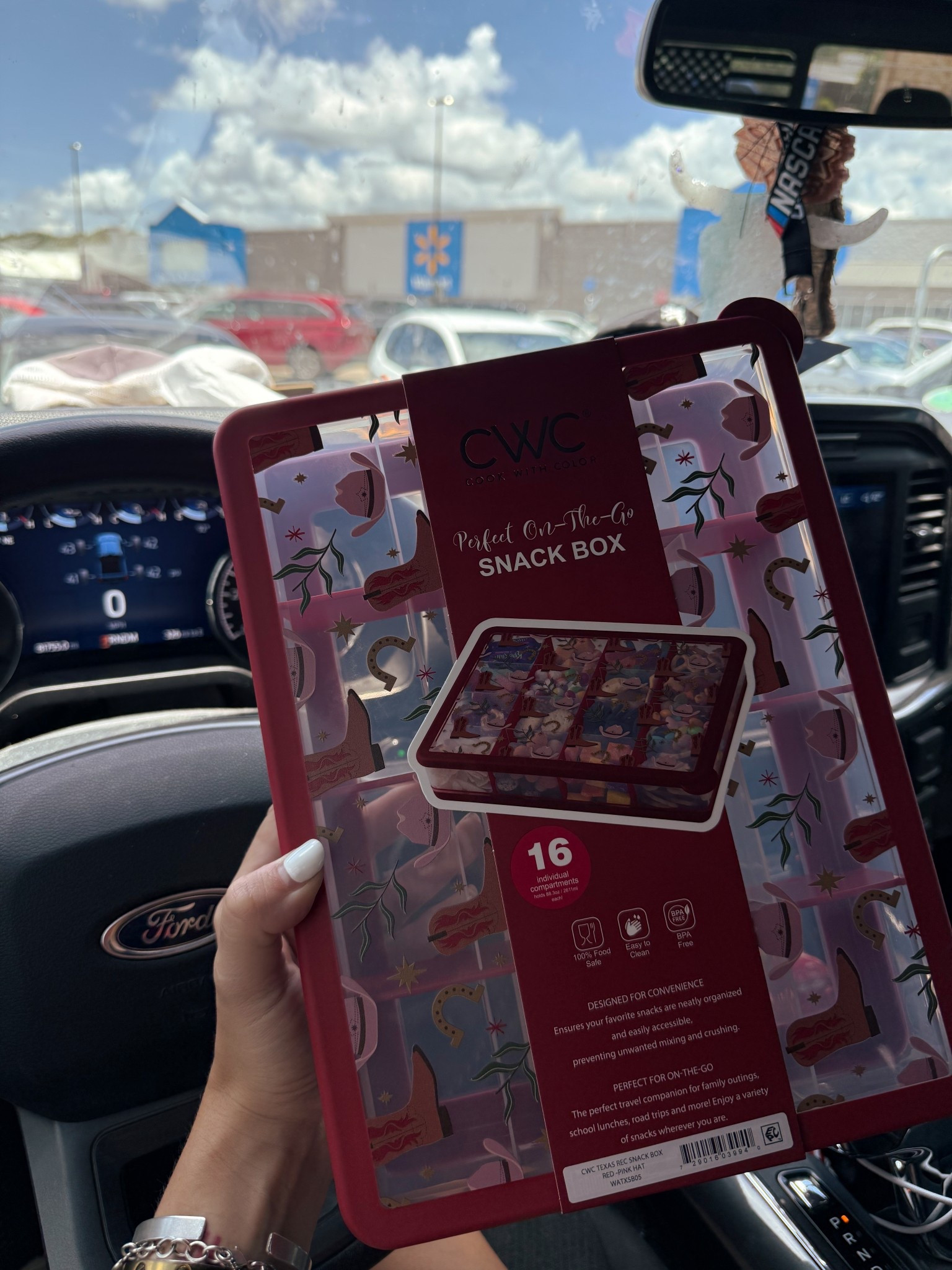 I am OBSESSED with this cutie western snack box from Walmart! Tons of cute designs to choose from — I’ve linked all the ones I could find! AND they’re only $9.97!!

Western, country, cowboy, cowgirl, Texas, rodeo, snack, snacks, snack box, lunch box, lunchbox, snackle box, tackle box, storage, food storage, road trip, roadtrip, road snacks, roadtrip snacks, road trip snacks

#LTKHome #LTKSeasonal #LTKKids