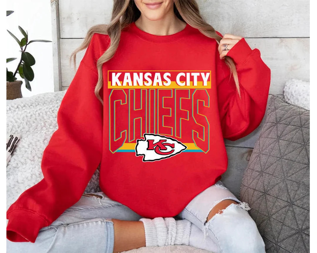 Taylor Swift Kansas City Chiefs Sweatshirt, Shirt | Etsy (US)