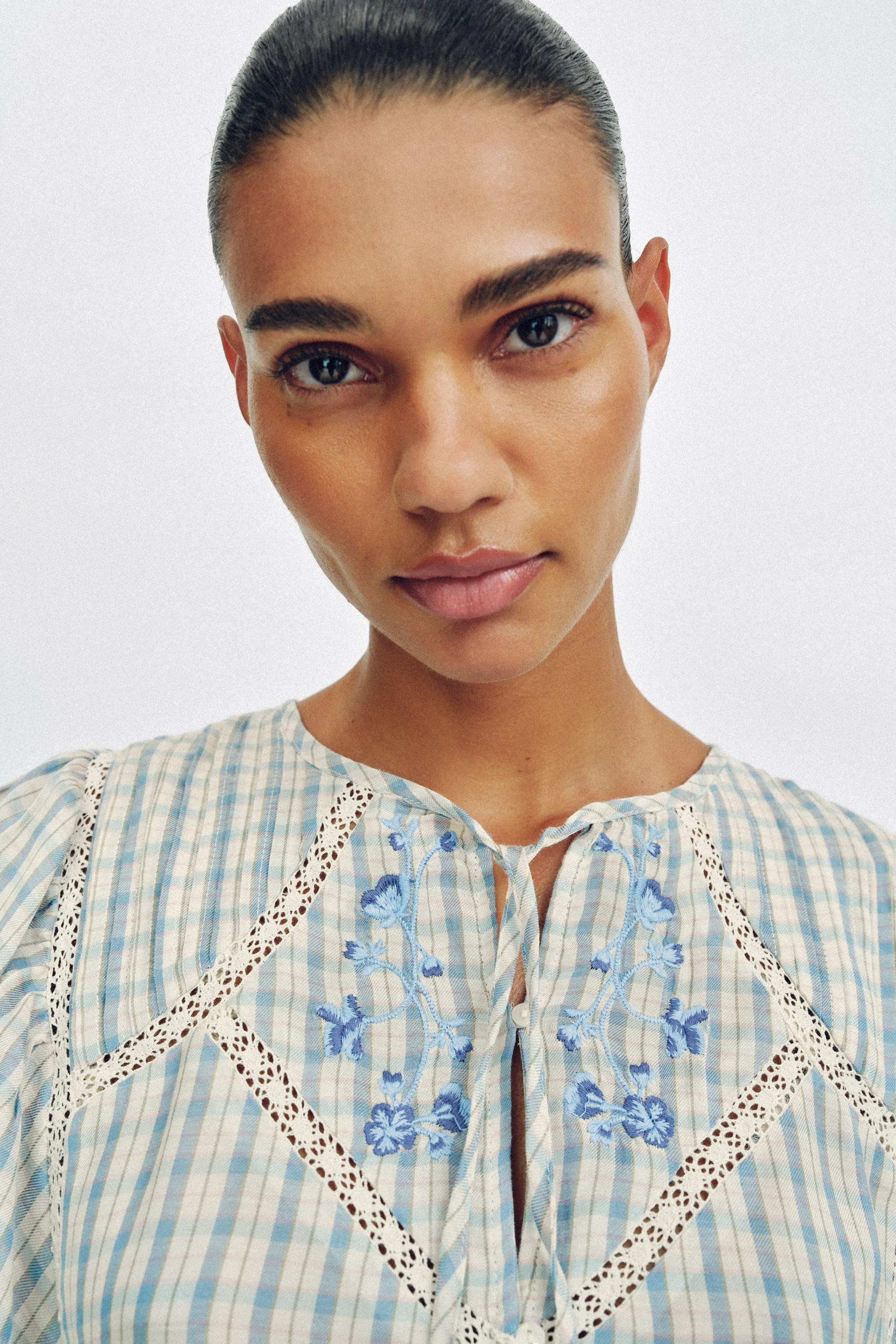 EMBROIDERED PLAID LACE INSERT TOP | Zara US