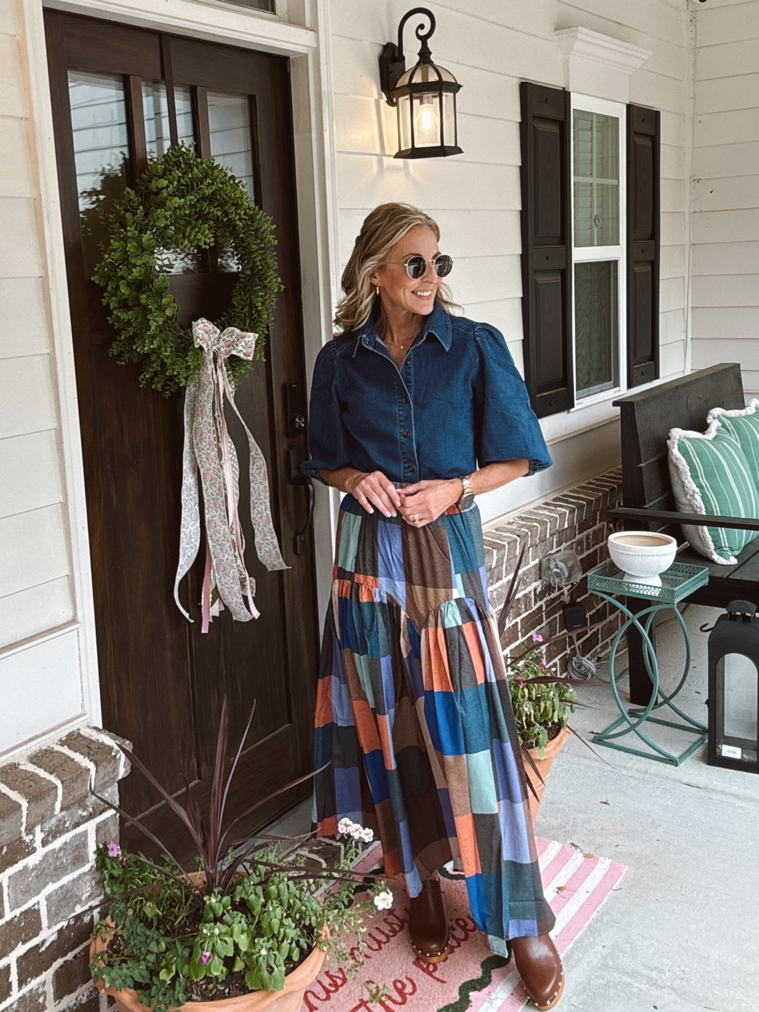 Summer Favorite → Fall Must Have The viral summer skirt is officially back… and this fall version might be even better. 🤎🍂

The best part? You can style it with your favorite denim, a simple tee, a cozy sweater, or a blouse that’s already hanging in your closet. One skirt, so many outfits.

Comment AMAZON and I’ll send you the skirt plus all of the tops I styled with it!


Amazon fashion, fall Amazon finds, Amazon skirt, fall outfit ideas, teacher style, work outfits, 50 year old fashion, over 50 style, affordable fashion, capsule wardrobe, fall wardrobe, Amazon fashion finds, classroom style, transitional outfits, everyday style