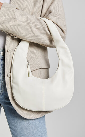 Melbourne Oval PU Shoulder Bag in White | Showpo (US, UK & Europe)