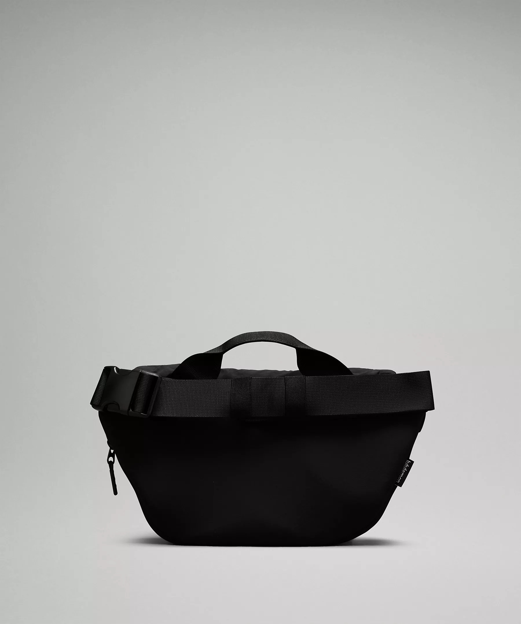 Curved Crossbody Bag 3L | Lululemon (US)