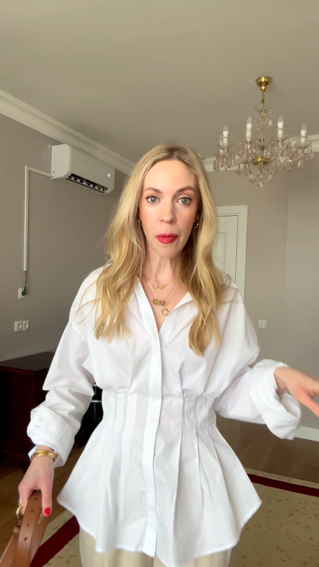 Spring business casual, @Zara peplum button down shirt, workwear, office style, linen pants, suede mules (under $100)

#LTKOver40 #LTKWorkwear #LTKSeasonal