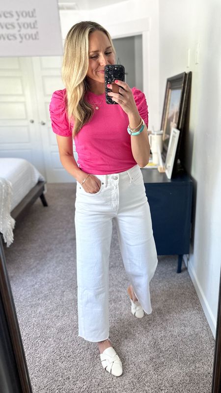 White jean summer outfit!

Top: TTS
Jeans: old but I linked similar styles 

#LTKStyleTip #LTKFindsUnder100 #LTKSeasonal