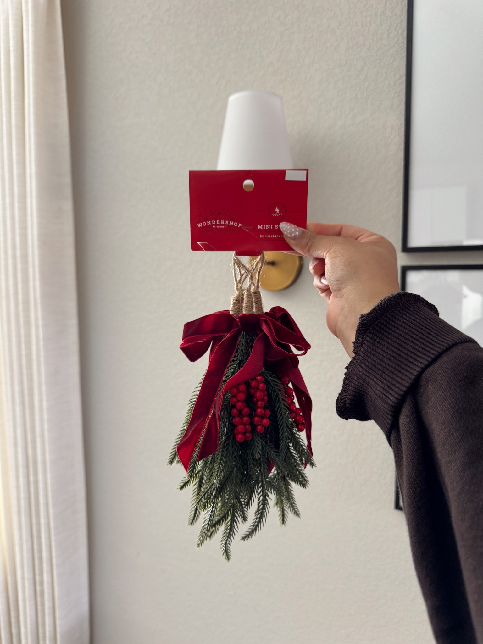 4 pack mini swags! love these to hang on wall sconces 💫

#LTKHoliday #LTKFindsUnder50 #LTKHome