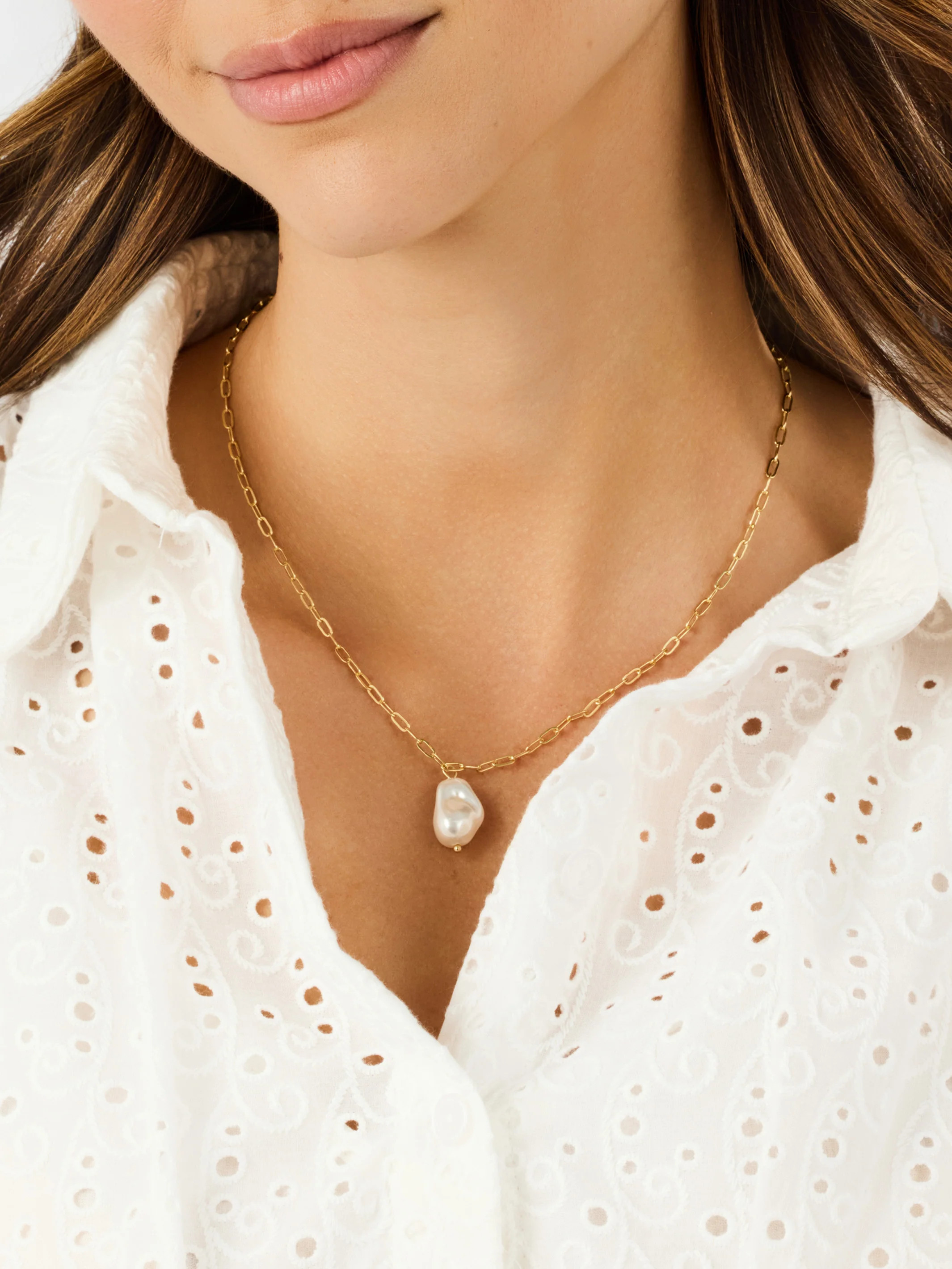 Harper Pearl Necklace | Michelle McDowell