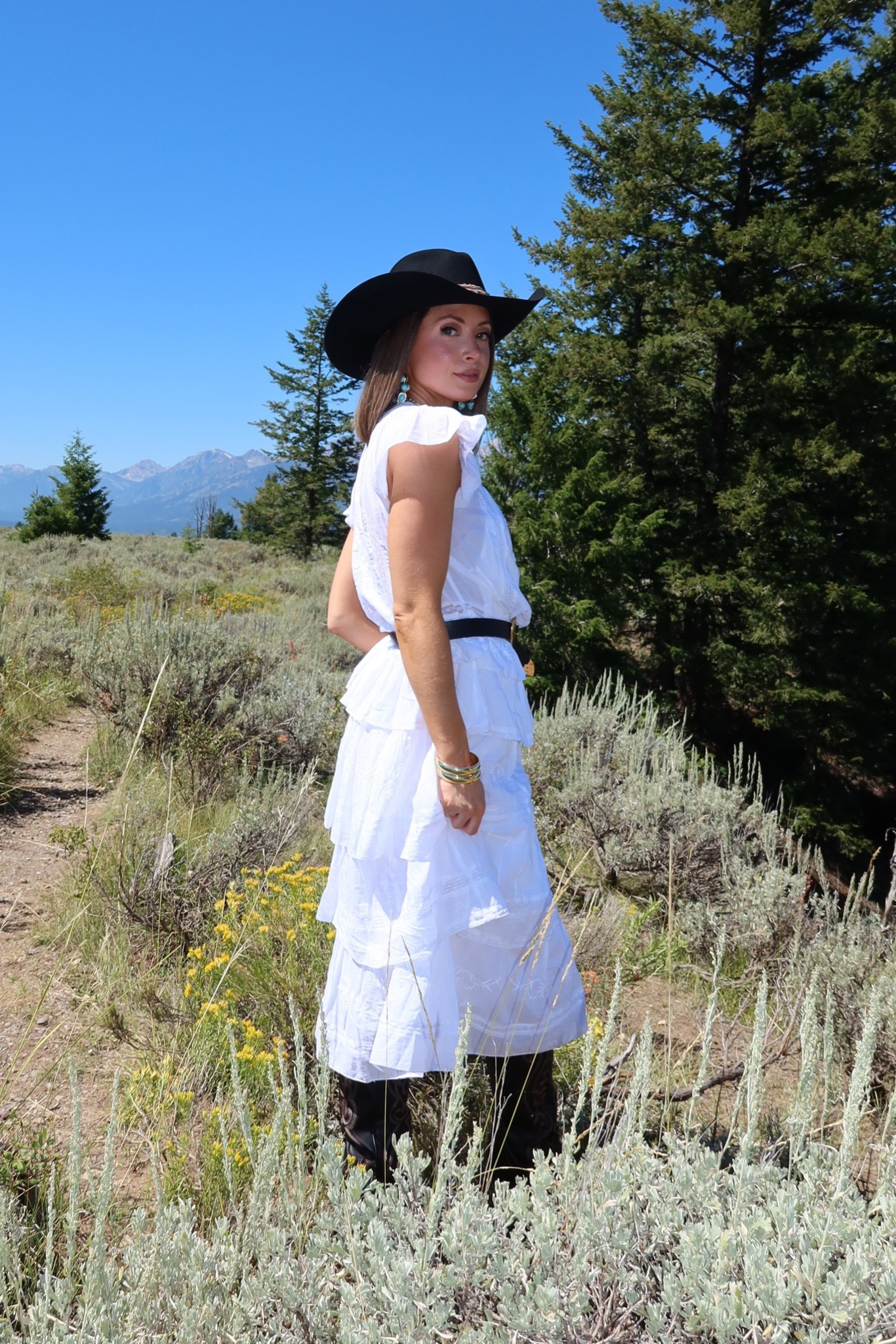 banana republic white ruffle midi dress (sized down one to xxs)
revolve western heart belt (xs)
steve madden western boots (tts)
#LTKstyletip #LTKshoecrush #LTKtravel