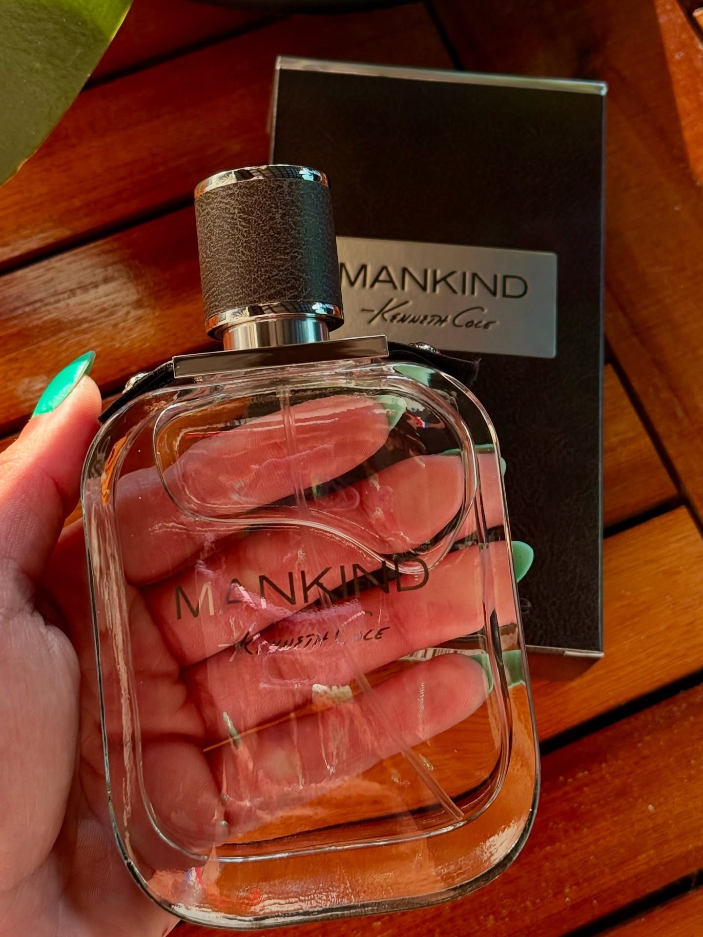 Father’s Day gift 🎁- @kennethcole iconic MANKIND Fragrance! #kennethcole #kennethcolemankind 

🛍️ in store and online at @macys #ad #macys #gifted 

#gifts #giftforhim #giftfordad #giftideasforhim #giftideas #giftideasfordad #dad #dadanddaughter #lovemydad #fathersdaygiftideas #fathers #fathersday #fathersdaygift #fathersdaygiftidea #fathersdaygiftguide #fragrance #fragrances #fragrancesforhim #forhim #fordad #fordaddy #collabs #partnerships #contentcreatortips #followformore