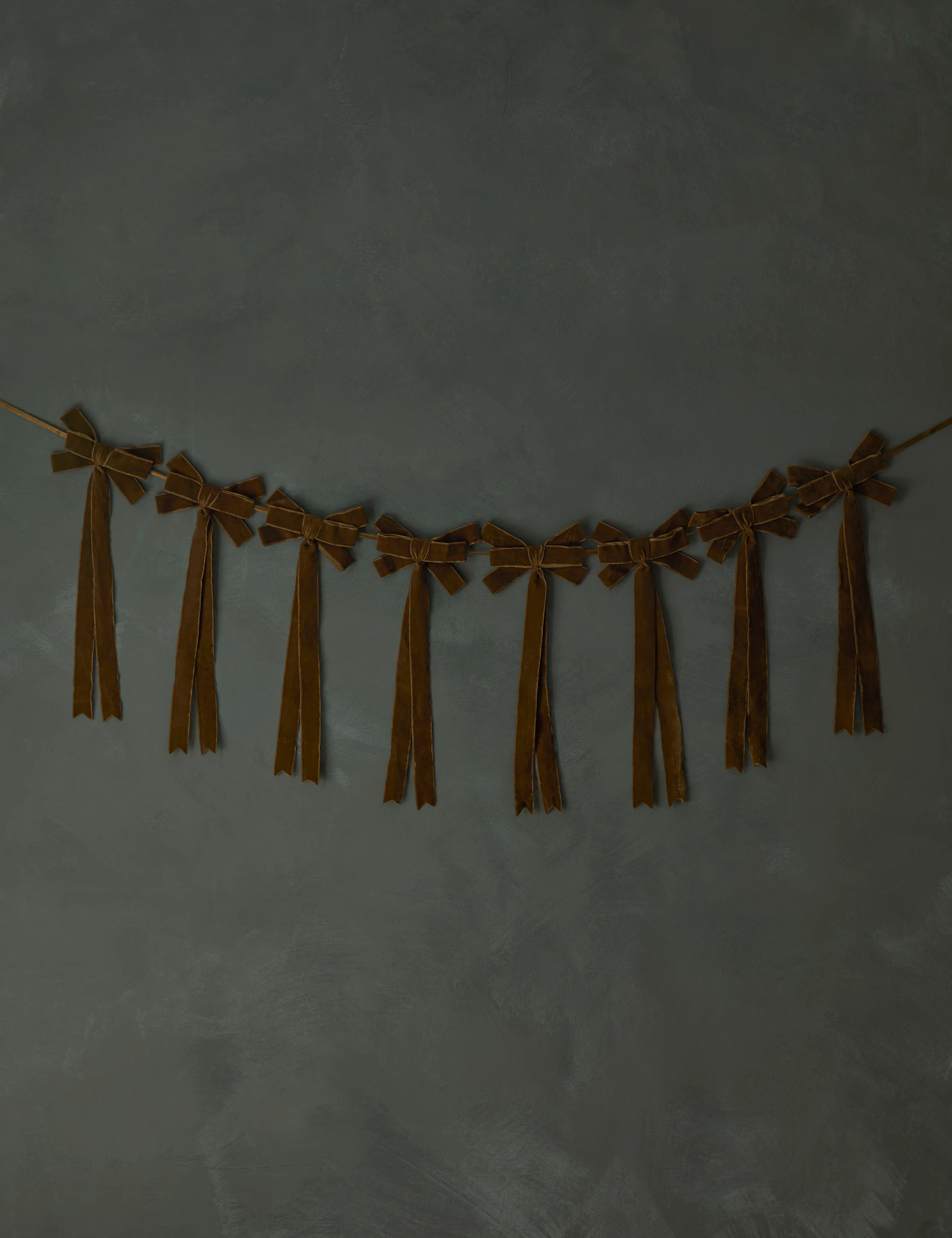 Mauree Velvet Garland | Lulu and Georgia 