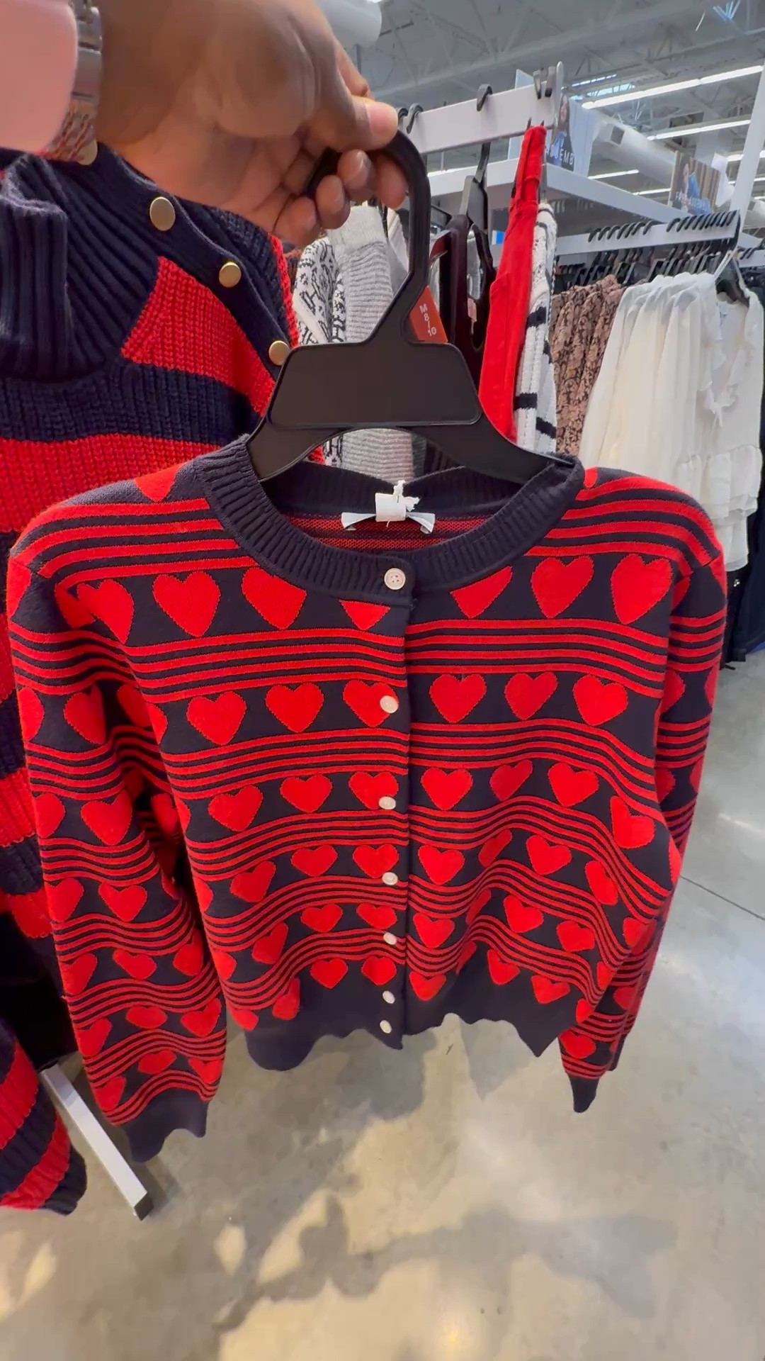 Cozy sweater for the perfect date!

#LTKValentine #LTKSeasonal