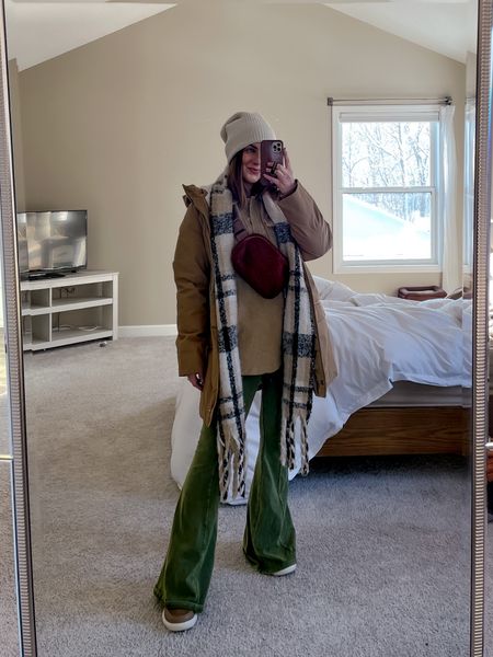 casual winter outfit and layering! Sorel snowboots 25% off, jacket 50% off & use code LOMEYER15 on my pullover! M tops & pants, S jacket, size up .5 in sorel boots 

#snowboots #jacket #loungewear

#LTKsalealert #LTKshoecrush #LTKSeasonal
