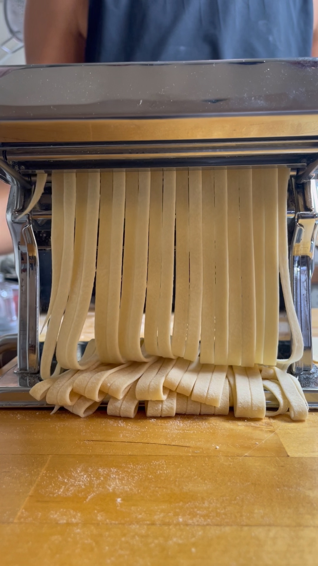Pasta Making with my manual pasta machine 😍 #pasta #pastamaking #homemadepasta #pastalover

#LTKHome #LTKVideo